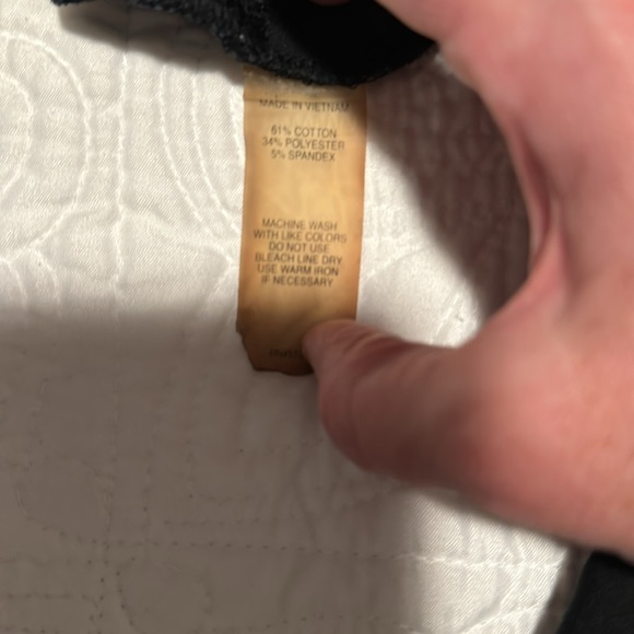 Chaus NY Black Slacks w/small gold zippered front pockets Sz 6 - Picture 7 of 7